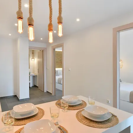 Niriis Sea View Pasithea & Psamathe