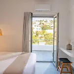 Niriis Sea View Pasithea & Psamathe Batsi