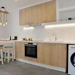 Niriis Sea View Pasithea & Psamathe Apartament *