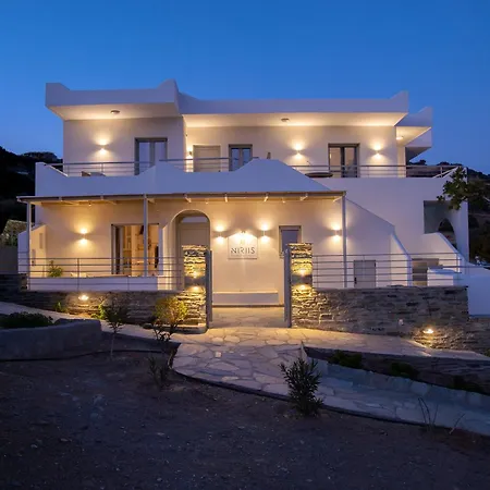 Niriis Sea View Pasithea & Psamathe Daire *